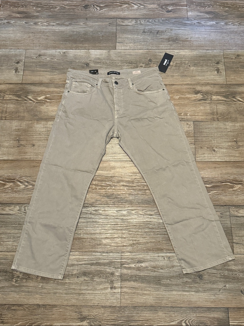 Matt Relaxed Straight Leg Jeans - Picture 2 of 5